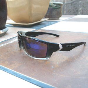ARTIC BLUE SUNGLASSES-